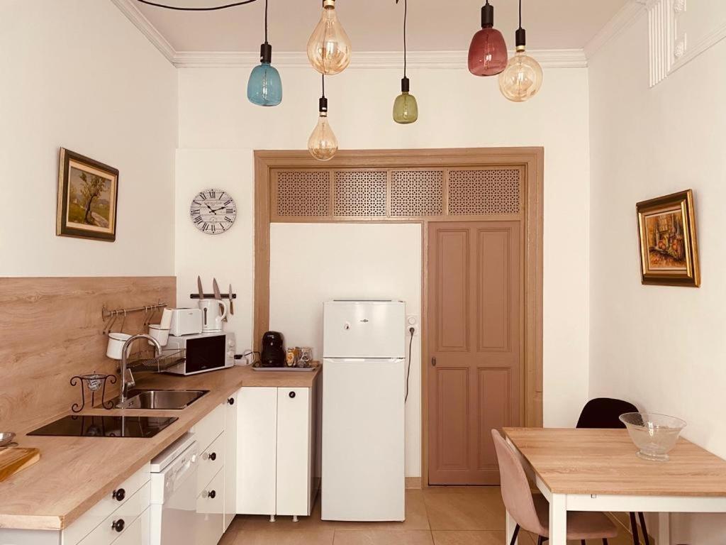 Appartement De Charme Avignon Bagian luar foto